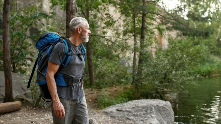 ChatGPT vs Claude: Which AI is the Ultimate Hiking Companion for AllTrails?
